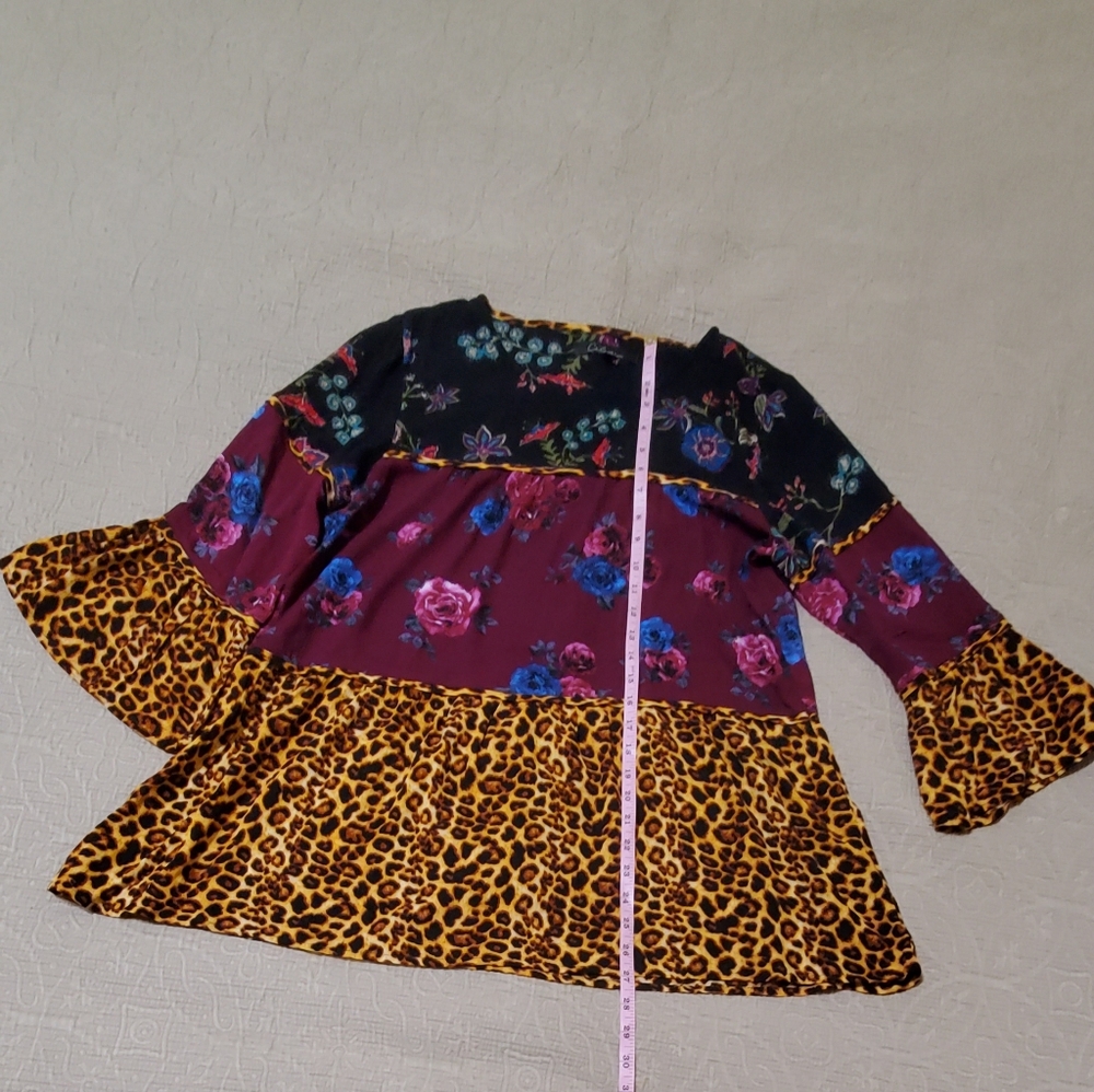 Calessa Mixed Floral and Leopard Print Peplum Top - Multicolor - Picture 3 of 12